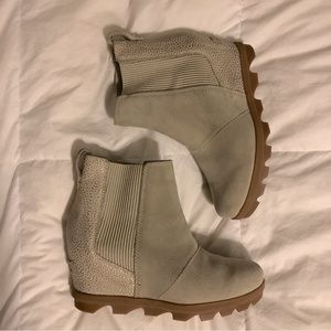 SOREL Joan of Arctic Chelsea booties